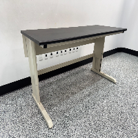 6' Laboratory Bench image 0
